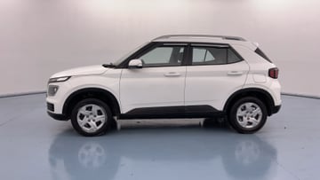 Used 2022 Hyundai Venue SX 1.2 Petrol Petrol Manual Image