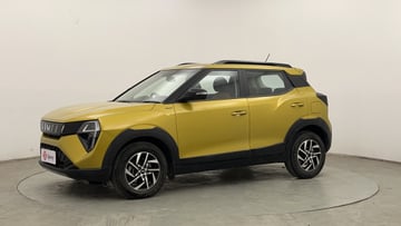 Used 2025 Mahindra XUV 3XO AX5 1.2 Petrol AT Petrol Automatic Image