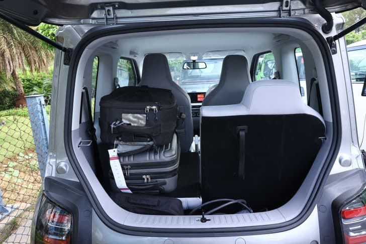 New MG Motors Comet EV interior DICKY DOOR OPEN VIEW