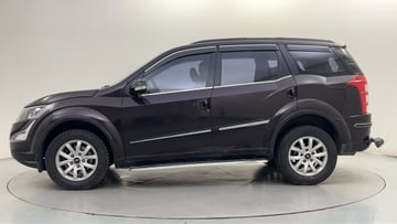 Used 2017 Mahindra XUV500 W10 AT Diesel Automatic Image