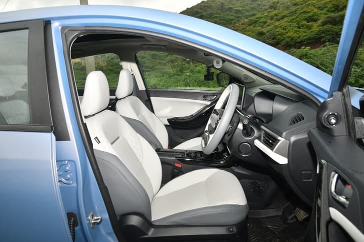 New Tata Curvv EV engine ENGINE LEFT SIDE HINGE & APRON VIEW