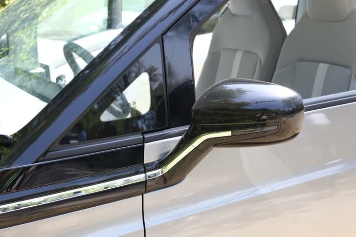 New MG Motors Comet EV engine ENGINE LEFT SIDE HINGE & APRON VIEW