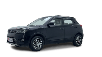 Used 2023 Mahindra XUV 300 W8 (O) 1.5 Diesel Diesel Manual Image