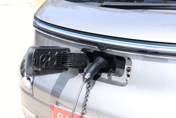 New MG Motors Comet EV engine ENGINE LEFT SIDE VIEW