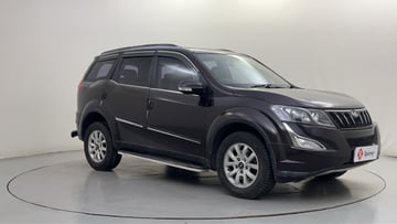 Used 2017 Mahindra XUV500 W10 AT Diesel Automatic Image