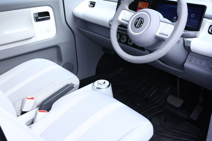 New MG Motors Comet EV interior STEERING VIEW