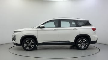 Used 2023 MG Motors Hector Plus Sharp Pro EX 1.5 Turbo Petrol MT 6 STR Petrol Manual Image