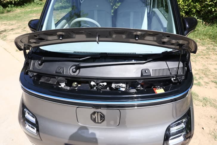 New MG Motors Comet EV engine ENGINE & BONNET OPEN FRONT VIEW