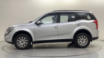 Used 2015 Mahindra XUV500 W10 Diesel Manual Image