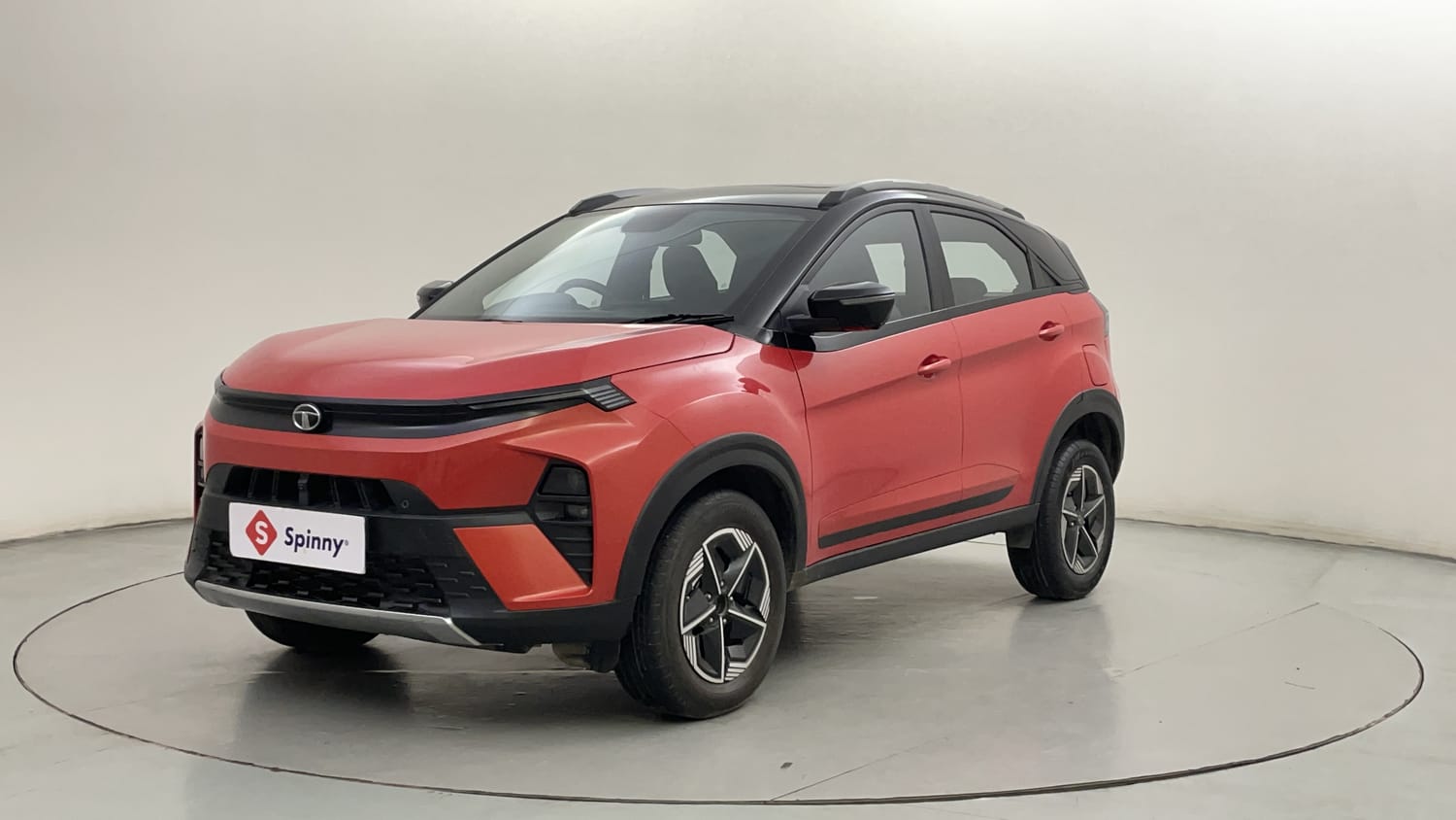 2023 Tata Nexon Fearless Plus S 1.5 Revotorq Diesel 6AMT DT