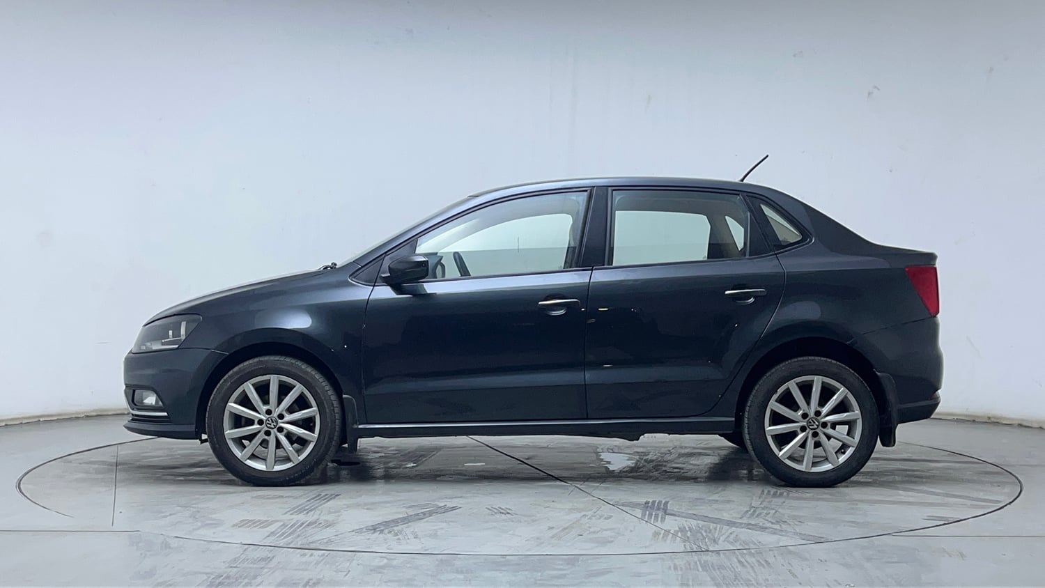 2018 Volkswagen Ameo - 2