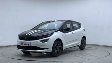 Used 2026 Tata Altroz Racer R2 Petrol Manual Image