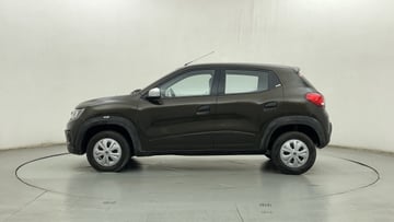 Used 2016 Renault Kwid 1.0 RXT AMT Opt Petrol Automatic Image