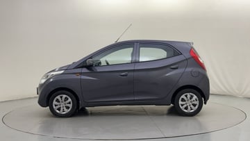 Used 2016 Hyundai Eon Sportz Petrol Manual Image