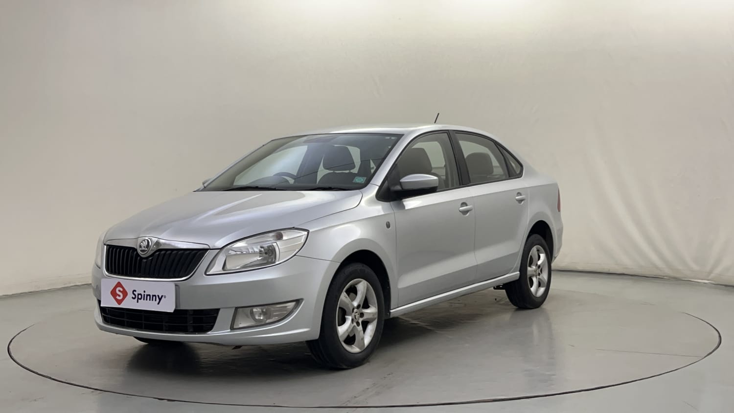 2014 Skoda Rapid Ambition 1.6 TDI CR MT Plus