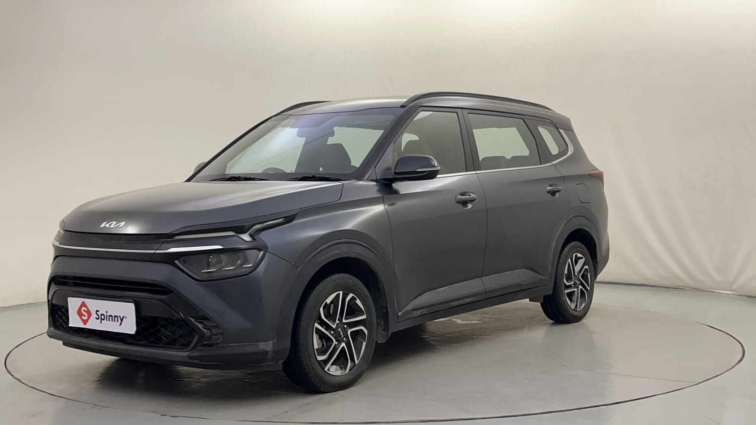 2023 Kia Carens X Line 1.5 Diesel AT 6 STR