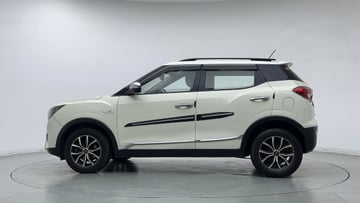 Used 2021 Mahindra XUV 300 W6 1.2 Petrol AMT Petrol Automatic Image