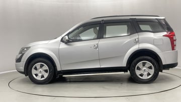 Used 2017 Mahindra XUV500 W6 Diesel Manual Image