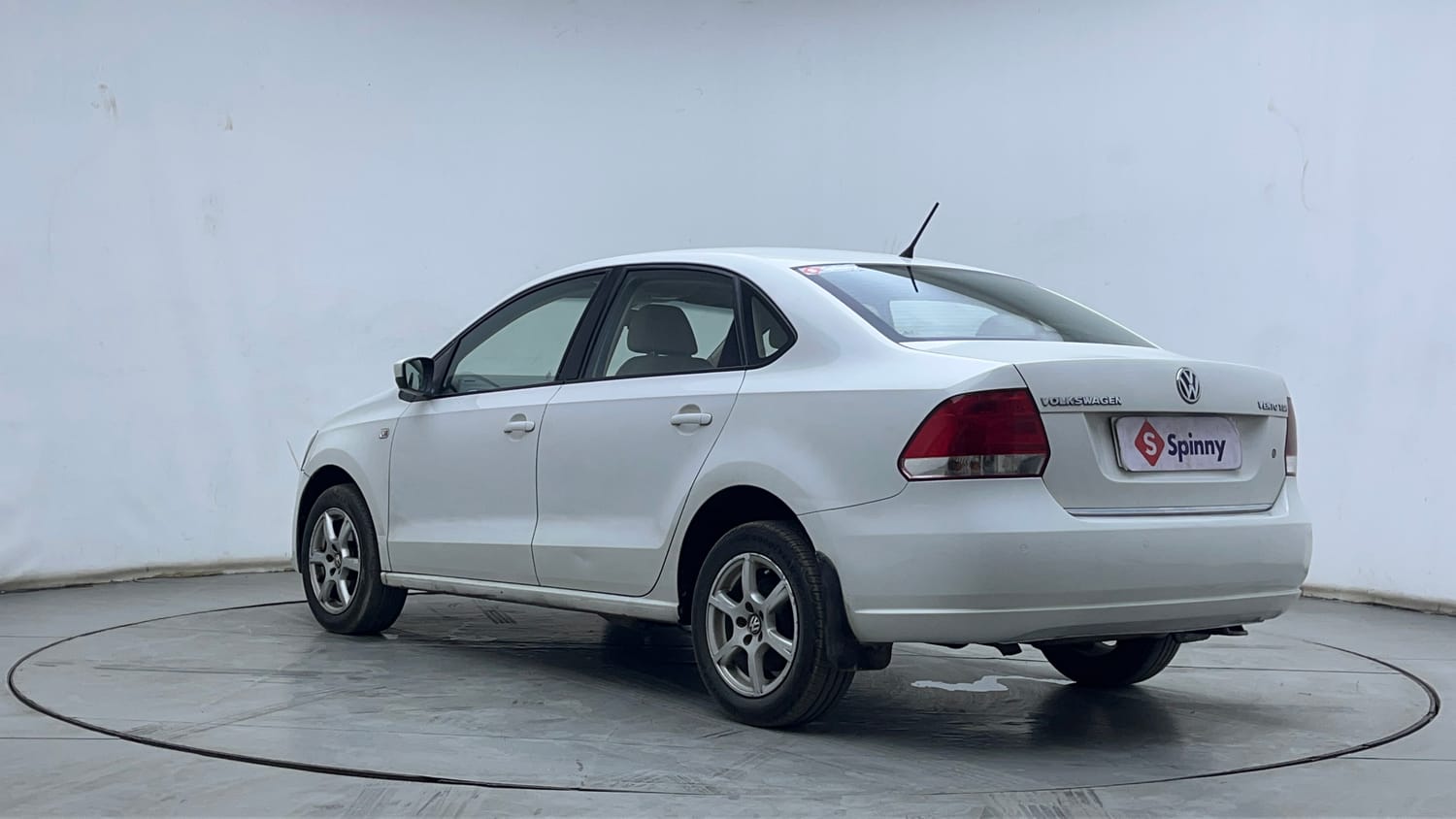 2013 Volkswagen Vento - 3