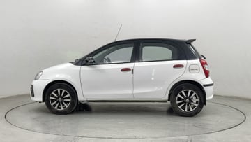 Used 2019 Toyota Etios Liva VXD Dual Tone LE Diesel Manual Image