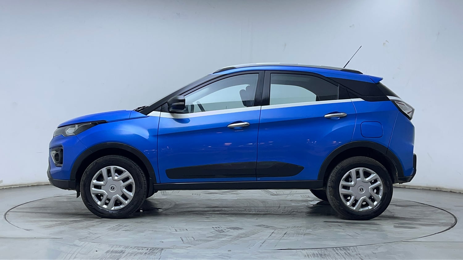 2020 Tata Nexon - 2