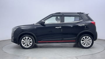 Used 2022 Mahindra XUV 300 W8 1.2 Petrol Petrol Manual Image