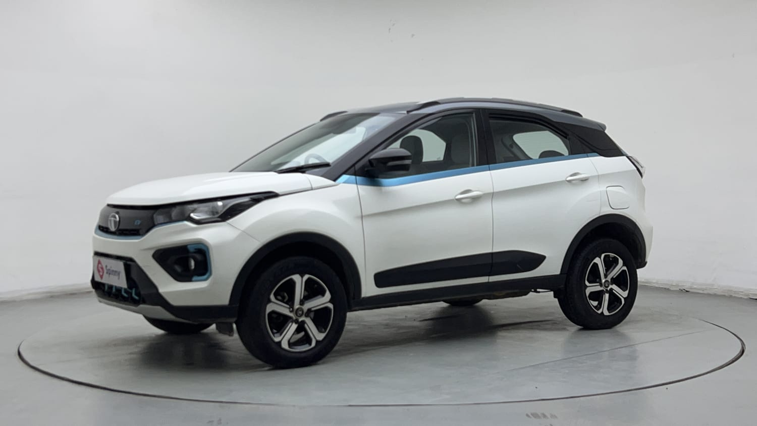 2022 Tata Nexon EV XZ Plus LUX - Photo 1
