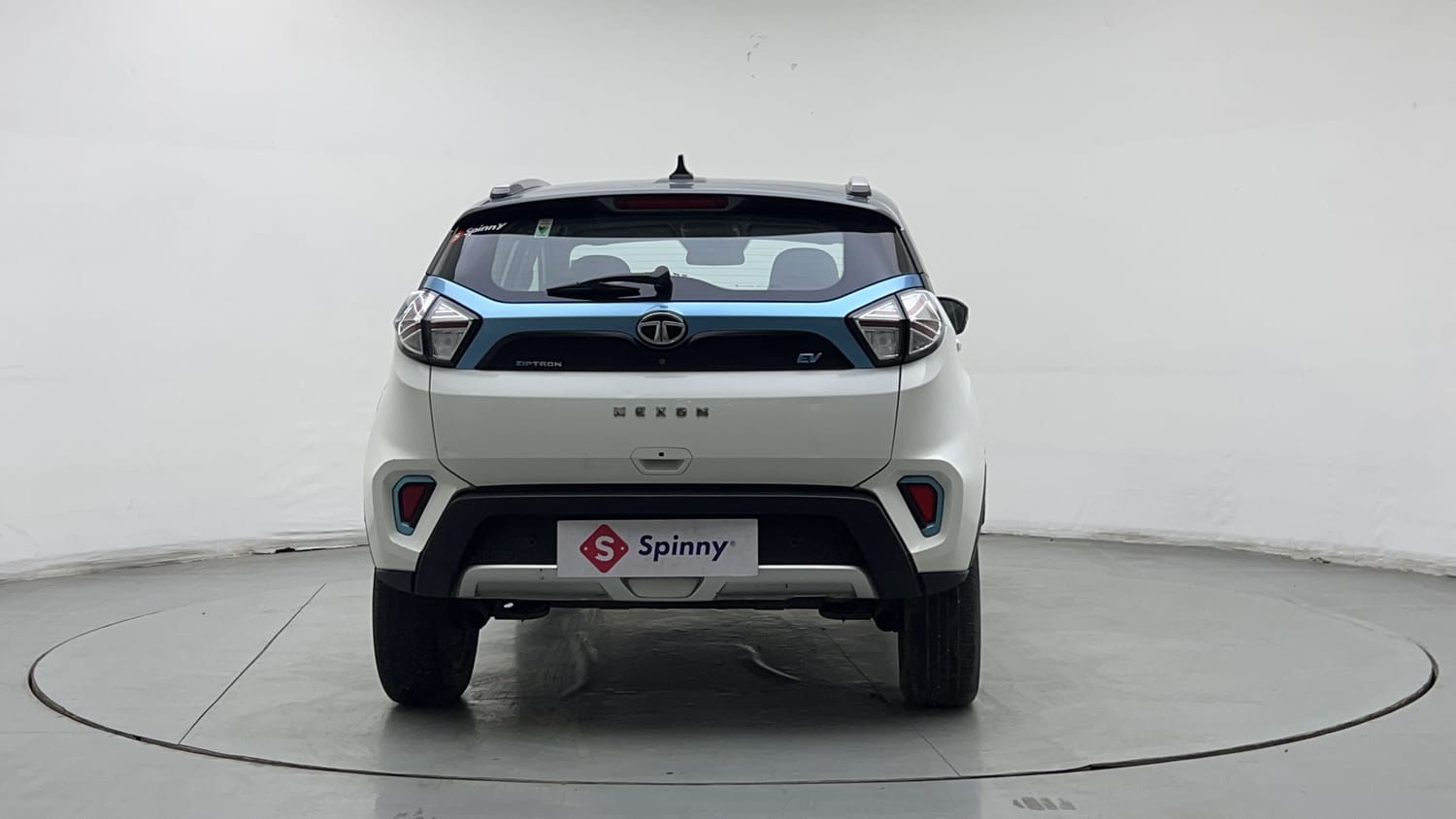 2022 Tata Nexon EV XZ Plus LUX - Photo 4