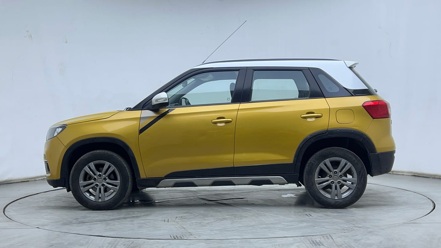 2017 Maruti Suzuki Vitara Brezza - 2