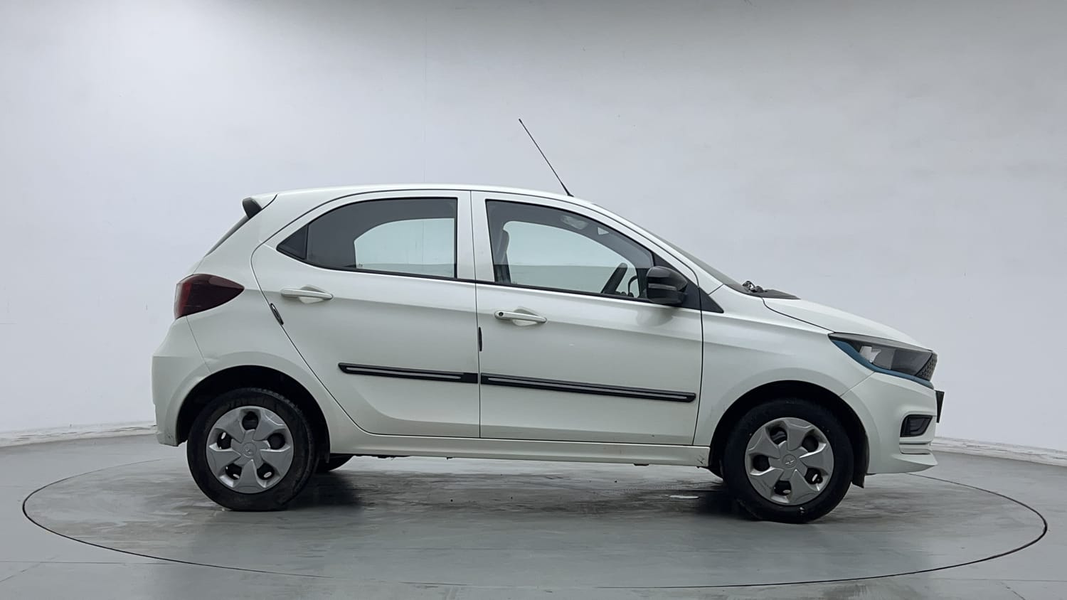 2023 Tata Tiago EV XT Long Range - Photo 6