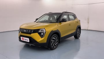 Used 2024 Mahindra XUV 3XO AX7L 1.2 Petrol AT Petrol Automatic Image