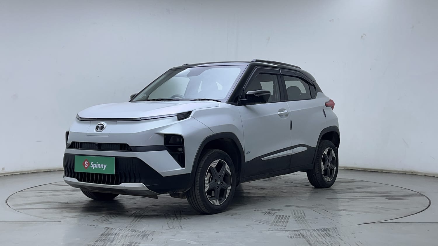 2024 Tata Punch EV Empowered Plus S long Range - Photo 1