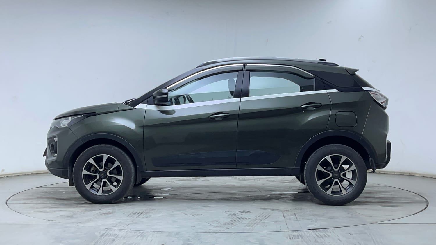 2020 Tata Nexon - 2