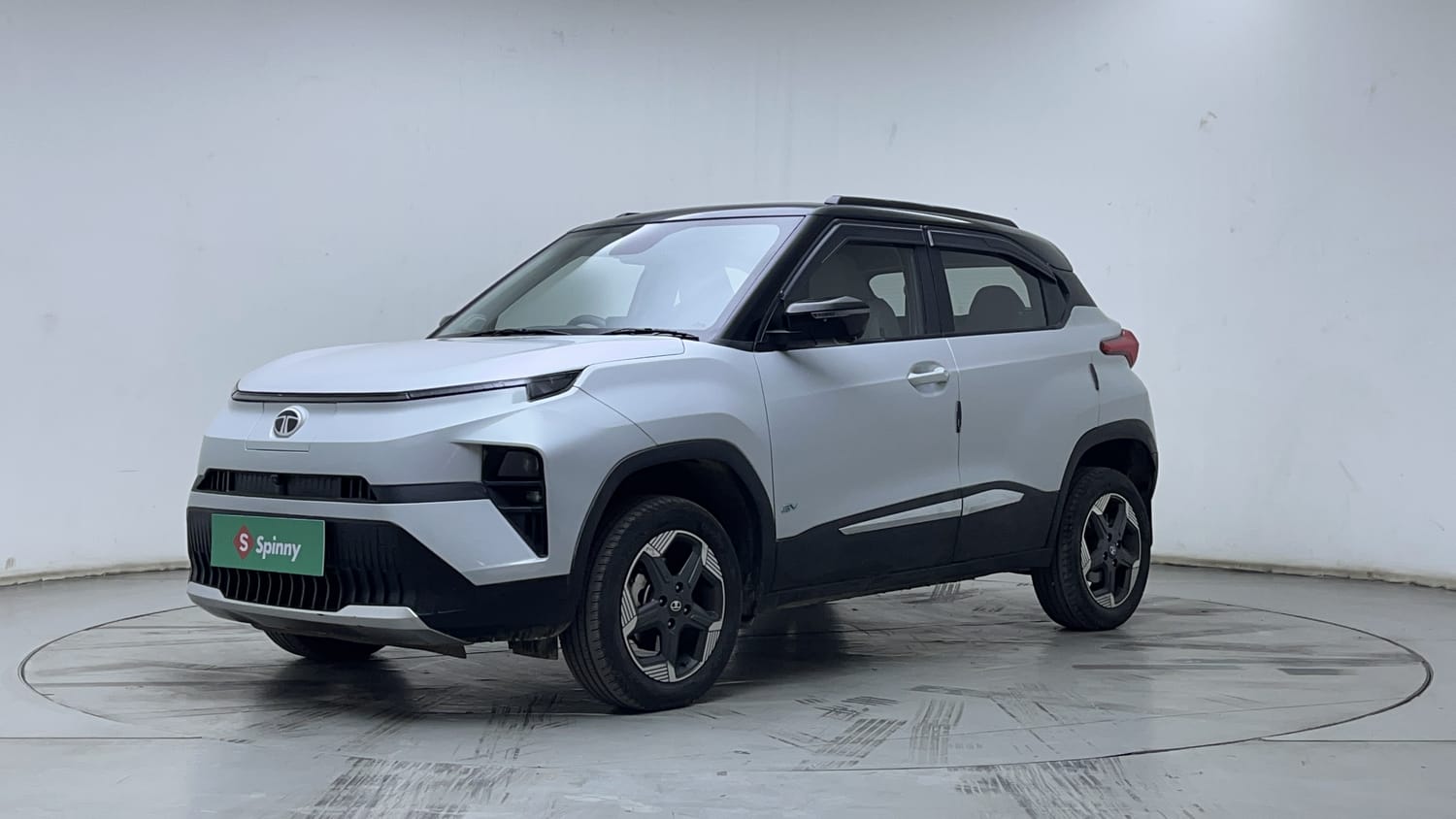 2024 Tata Punch EV Empowered Plus S long Range - Photo 9