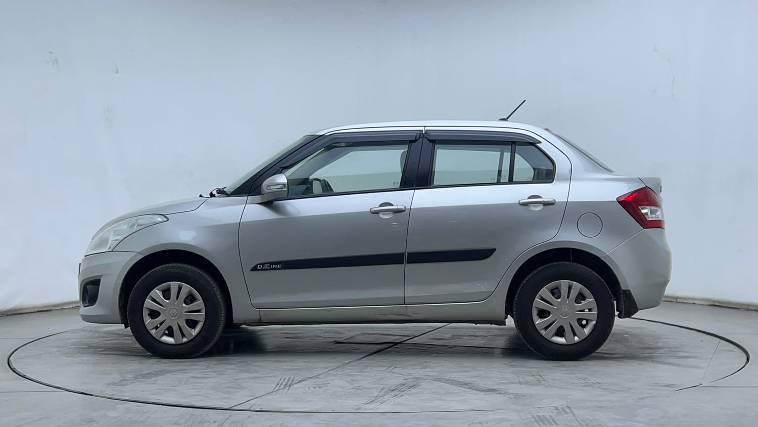 2014 Maruti Suzuki Swift Dzire - 2