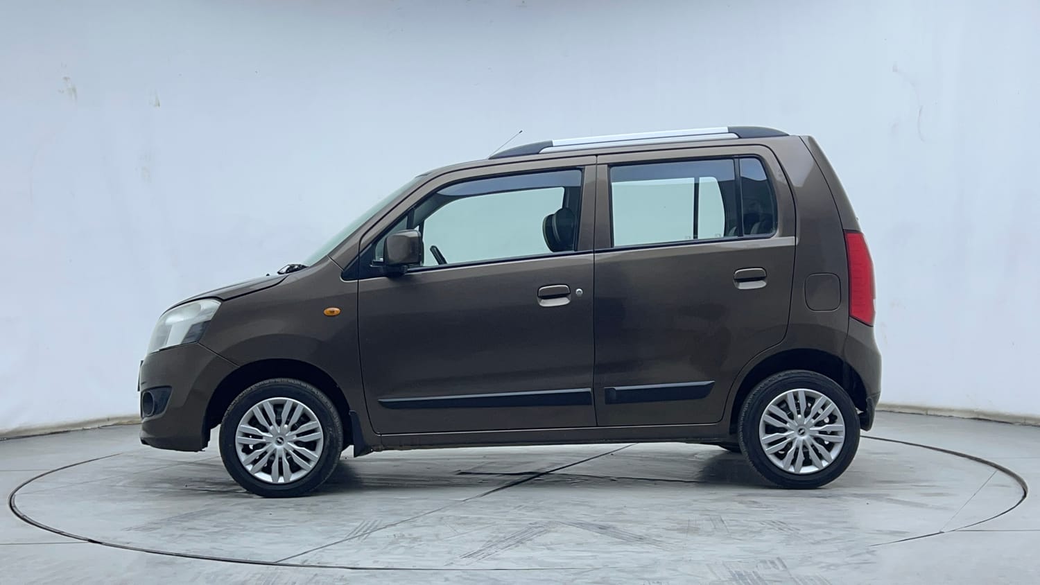 2014 Maruti Suzuki Wagon R - 2