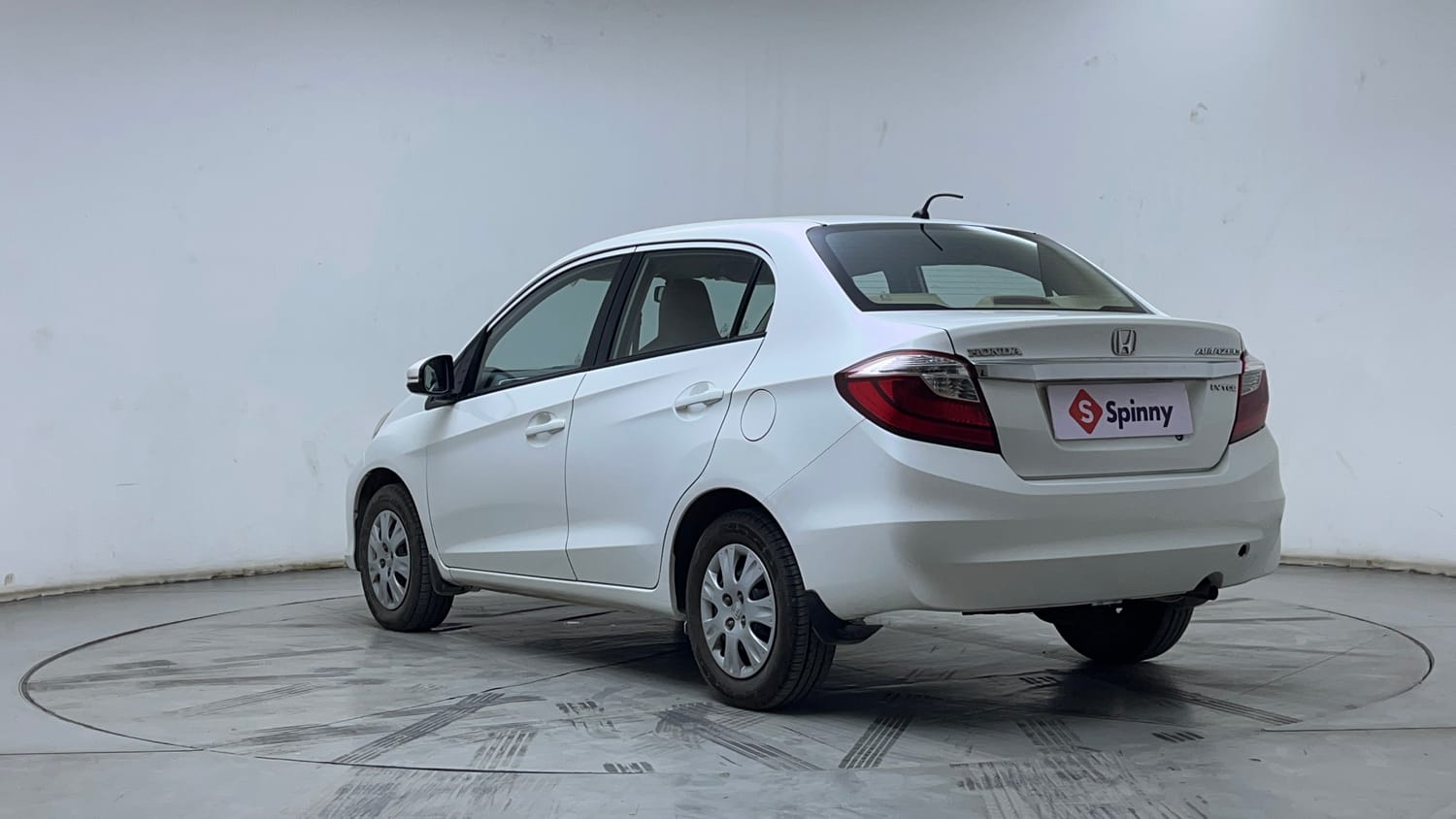 2016 Honda Amaze - 3