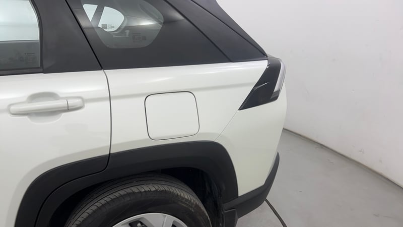 Used 2026 Maruti Suzuki Victoris VXI AT 2W Petrol Automatic dents MINOR SCRATCH