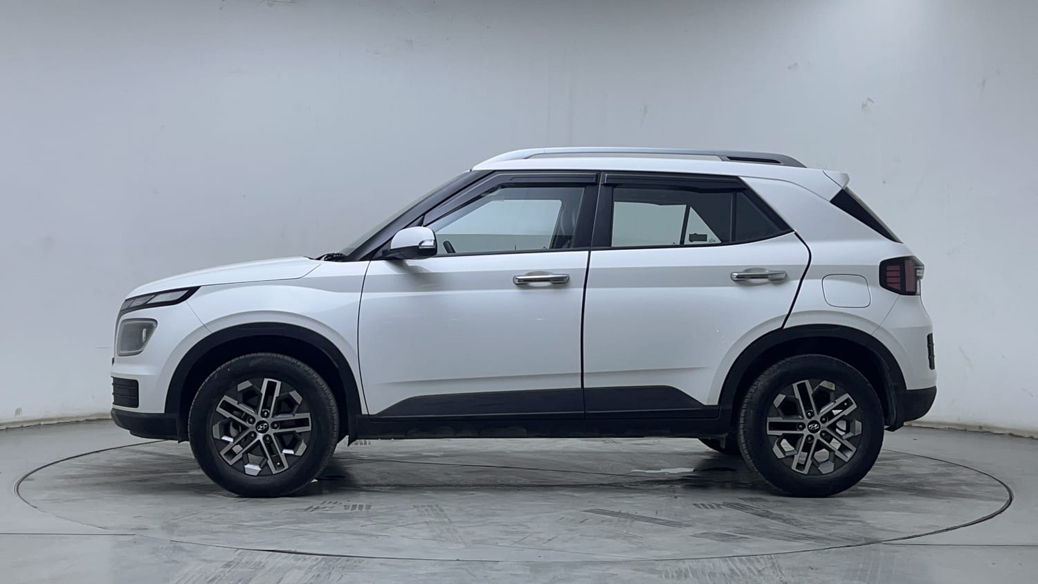 2023 Hyundai Venue - 2