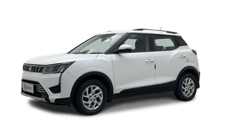 Used 2024 Mahindra XUV 300 W8 1.2 Petrol Petrol Manual Image