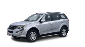 Used 2017 Mahindra XUV500 W10 Diesel Manual Image