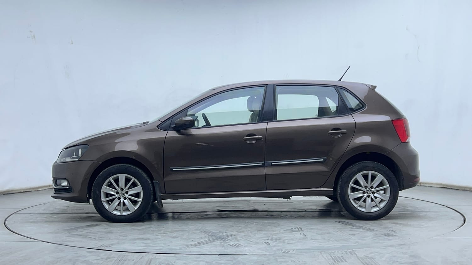 2017 Volkswagen Polo - 2