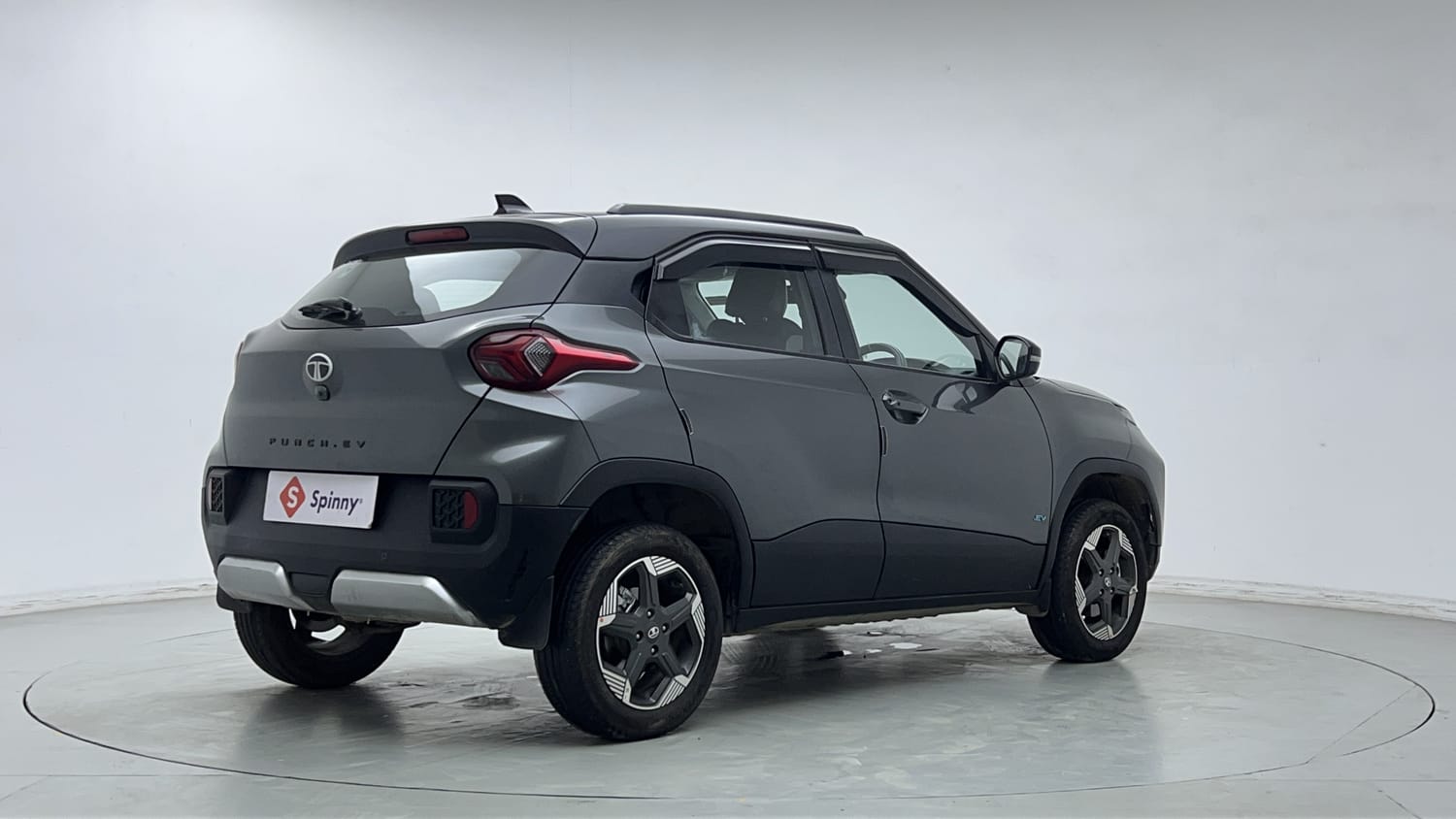 2024 Tata Punch EV Empowered (S) 3.3 - Photo 5