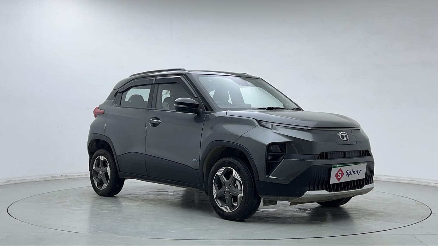 2024 Tata Punch EV Empowered (S) 3.3 - Photo 7