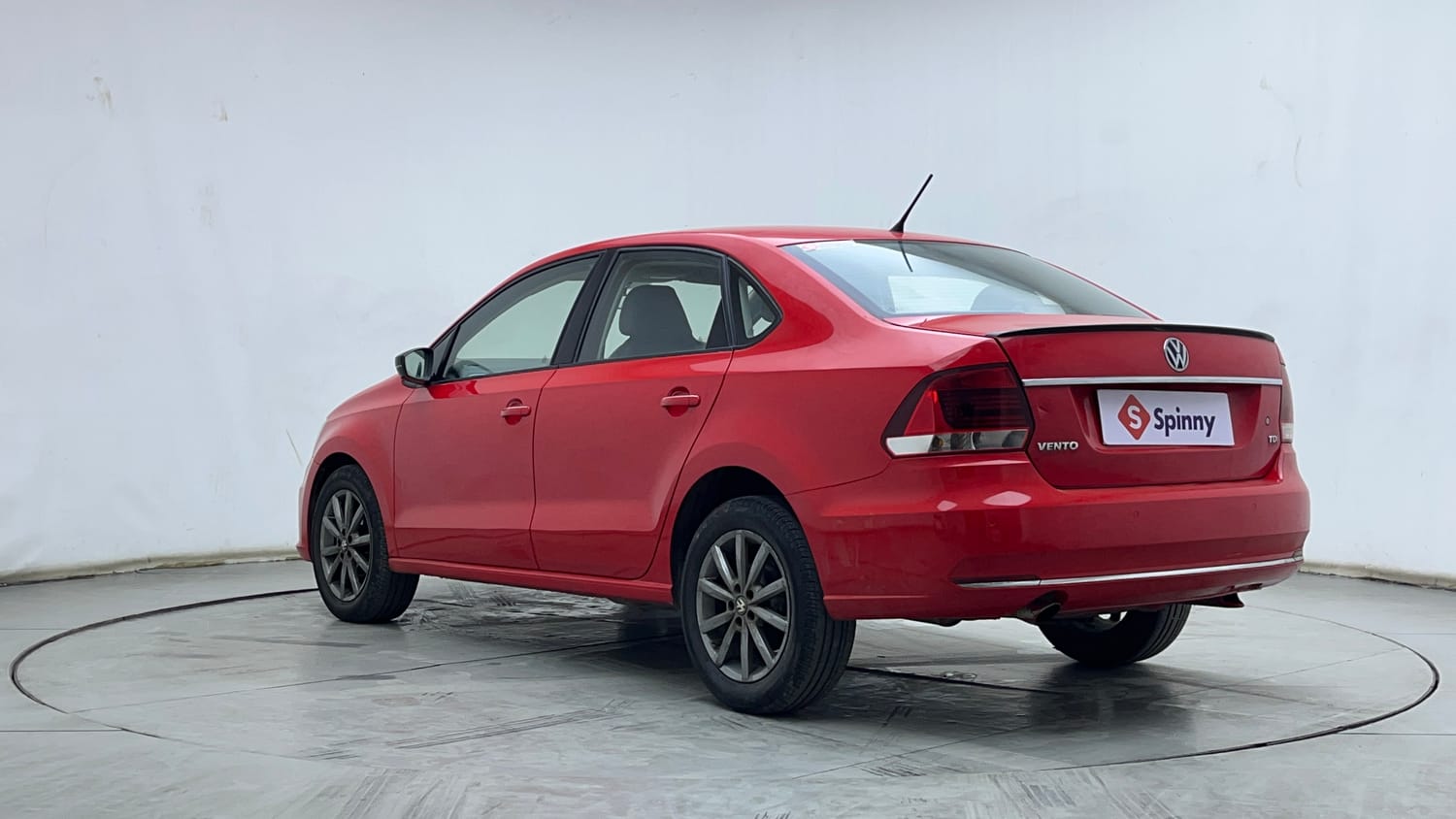 2018 Volkswagen Vento - 3
