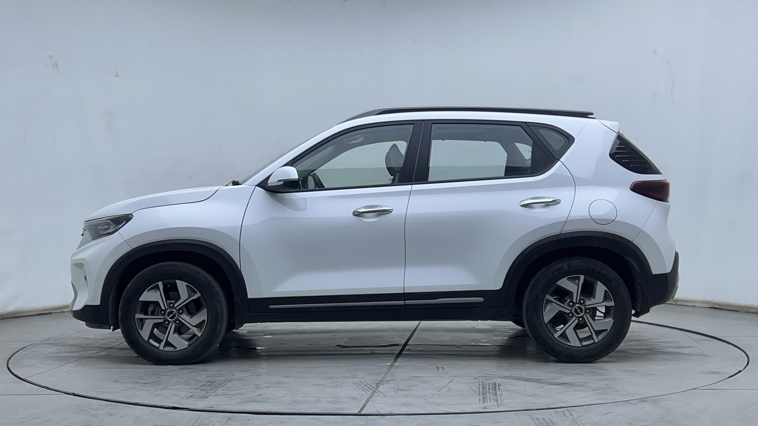2022 Kia Sonet - 2