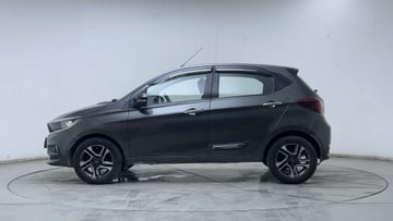Used 2021 Tata Tiago XZA Plus Dual Tone Petrol Automatic Image