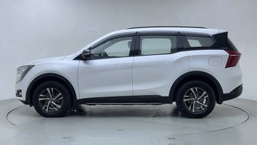 Used 2023 Mahindra XUV700 AX 5 Petrol MT 5 STR Petrol Manual Image