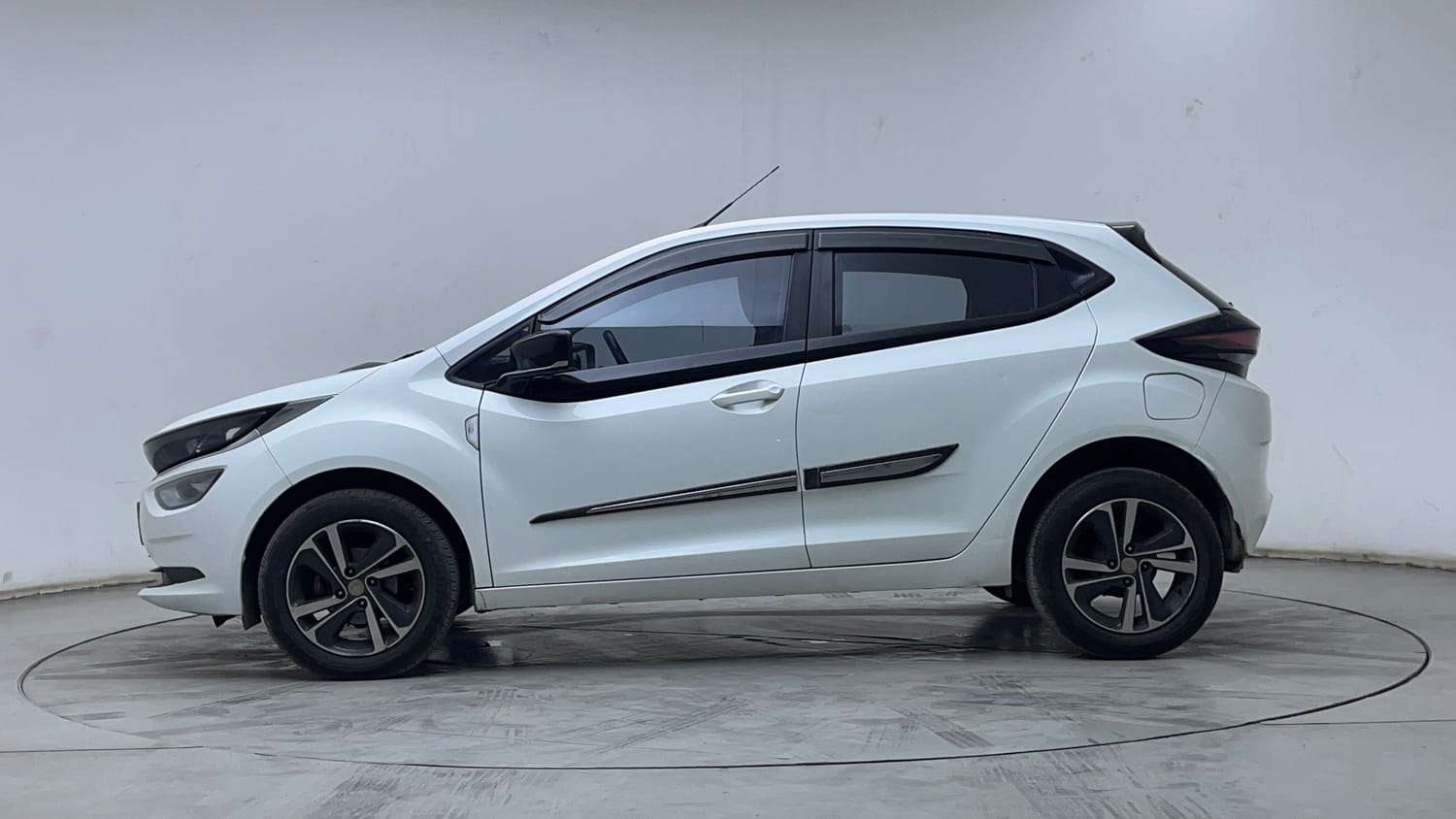 2022 Tata Altroz - 2
