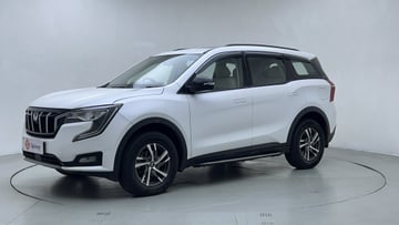 Used 2023 Mahindra XUV700 AX 5 Petrol MT 5 STR Petrol Manual Image
